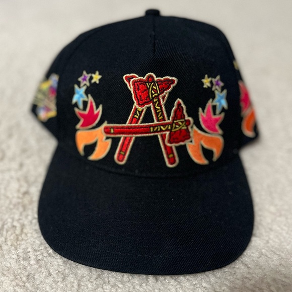 Atlanta Braves Tomahawk Snapback - Picture 1 of 5